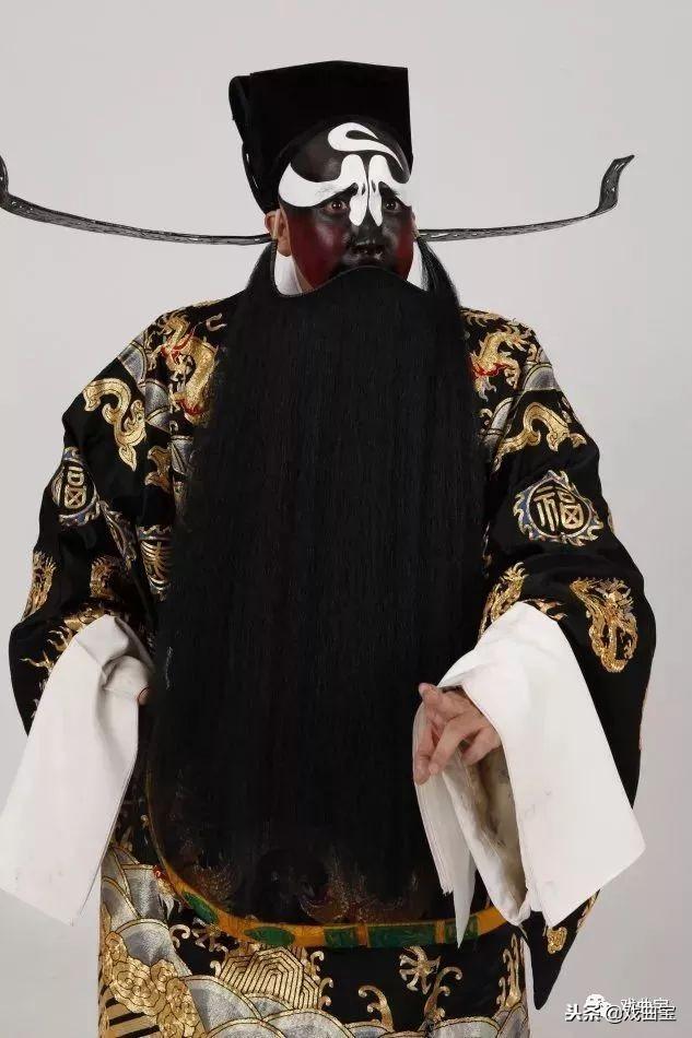京剧里面旦角是什么意思（京剧角色五大类）