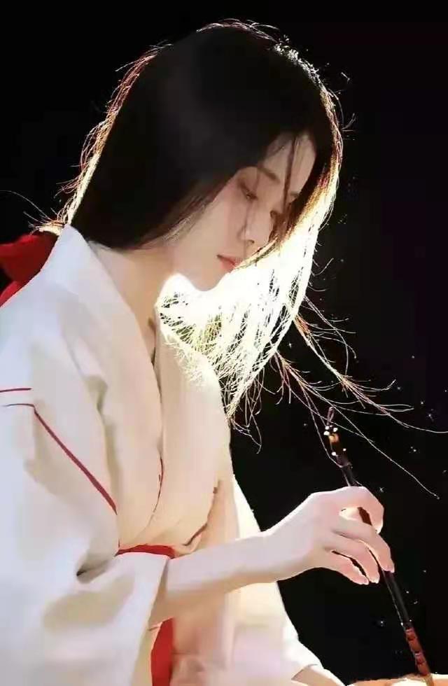 关于清明节的作文500字（有关清明节的范文欣赏）