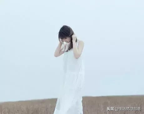 心事无人懂你的短句（形容有心事无人诉说的说说）
