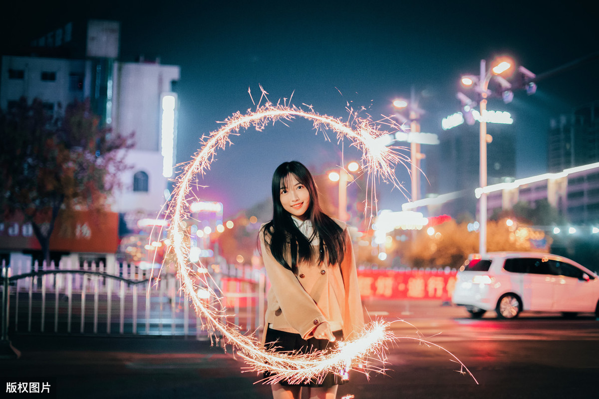 现实又很扎心的句子（2021年最走心的经典句子）