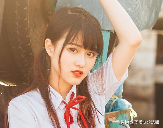 爱情适合发动态的句子（适合发朋友圈的唯美爱情语录）