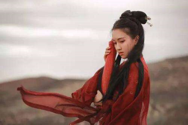 表示痴情的诗句（形容一个人很痴情的句子）