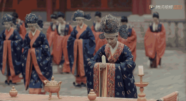 清平乐的诗意简短一点的（清平乐春归何处的诗意）