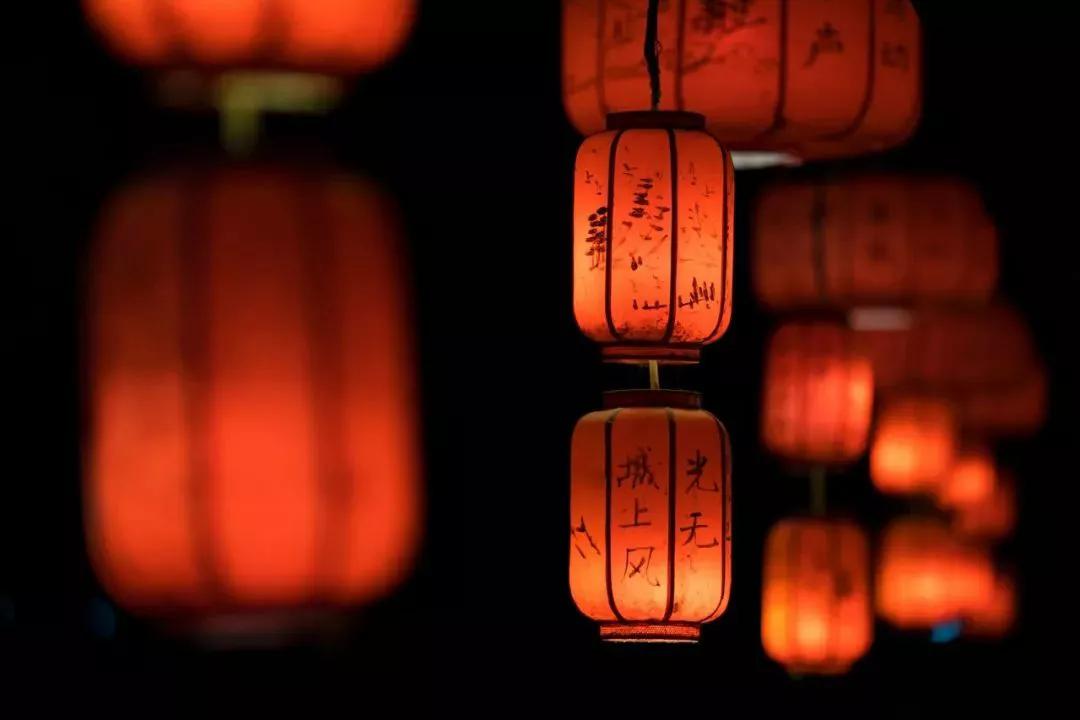 青玉案辛弃疾的诗和翻译（青玉案元夕古诗赏析）