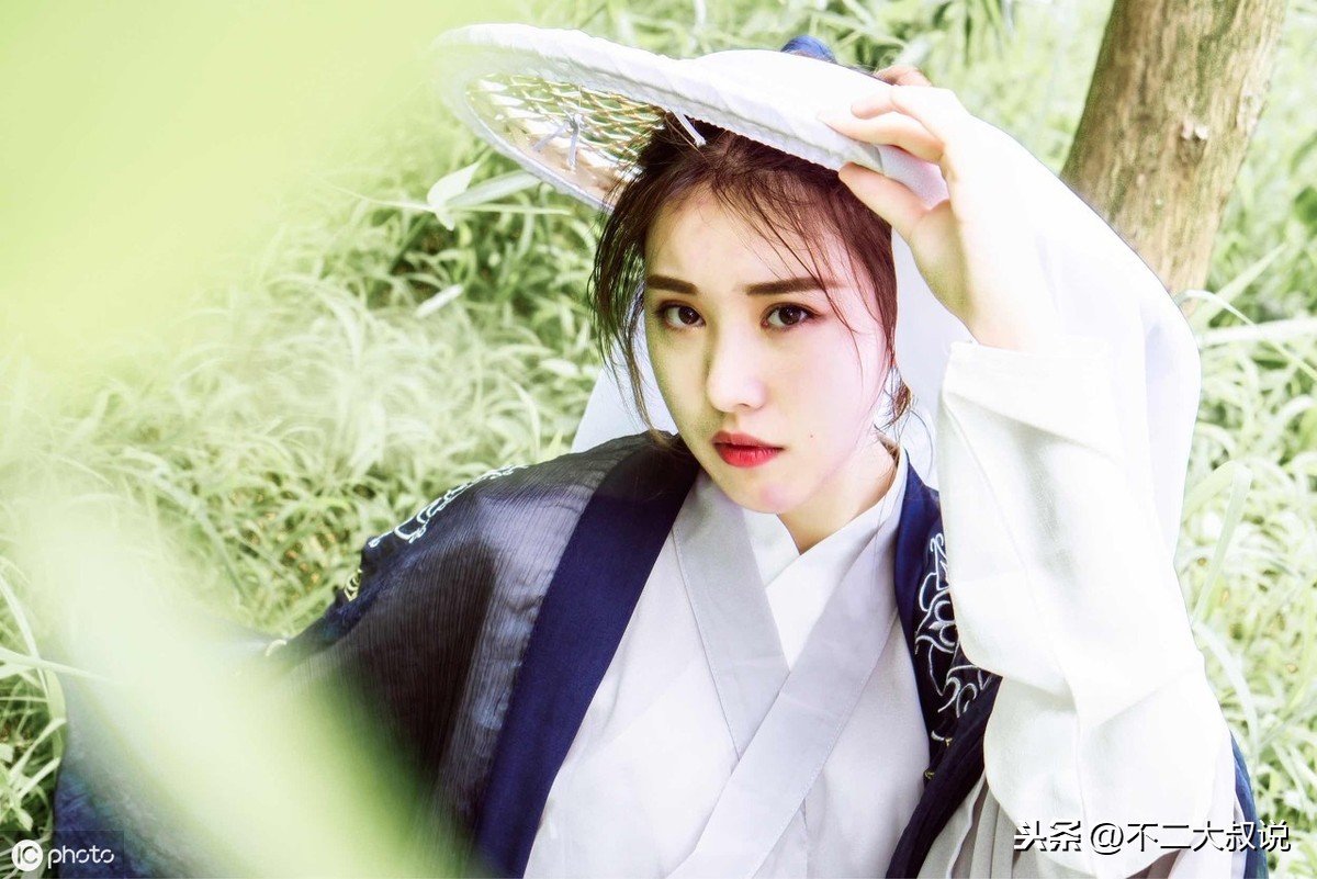 古言小说里最虐心的句子（最值摘抄的60条虐心美句）