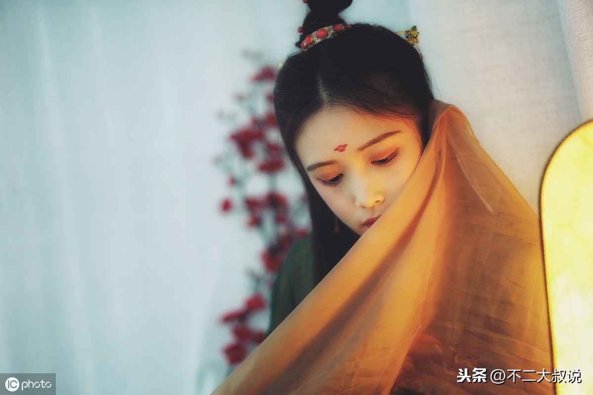 古言小说里最虐心的句子（最值摘抄的60条虐心美句）