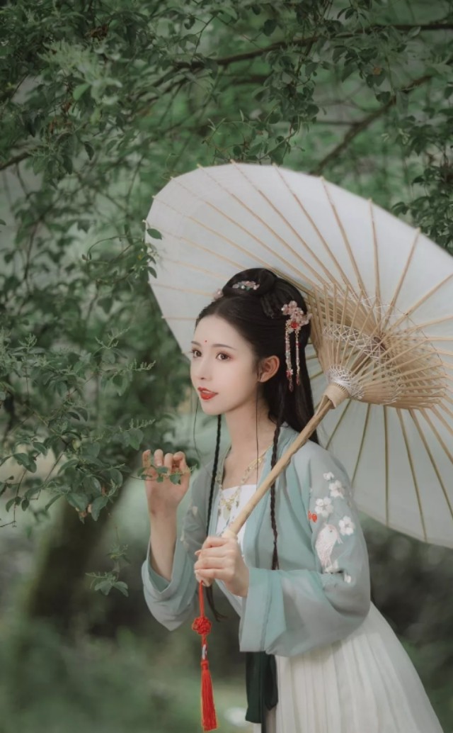 浪淘沙的全部古诗大全（14首浪淘沙古诗词）