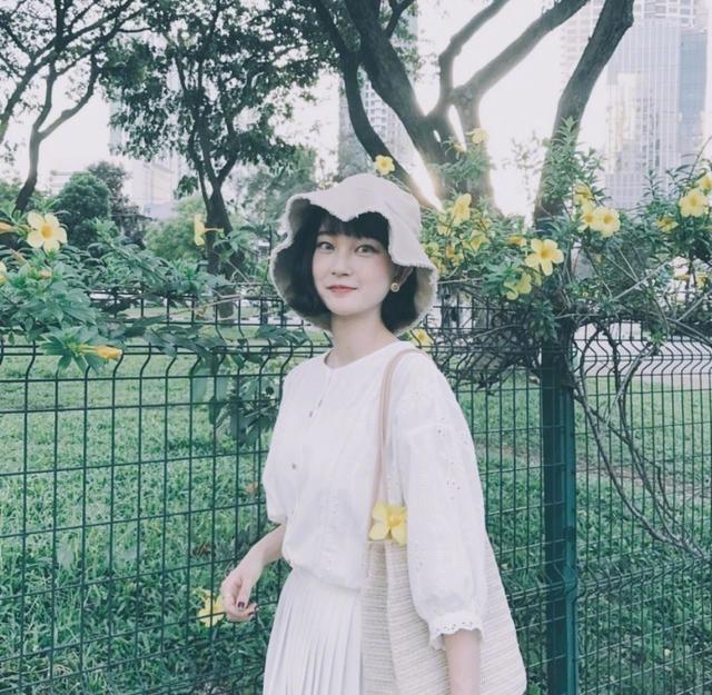 形容心里有事睡不着的句子（夜深独自悲伤的经典语录）