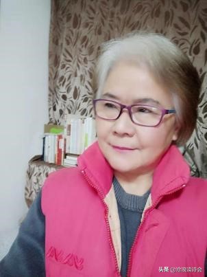 关于迎新年诗歌（庆元旦迎新年美篇 ）