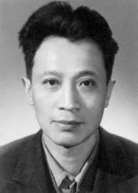 经典现代诗大全100首（免费分享这60首现代诗）