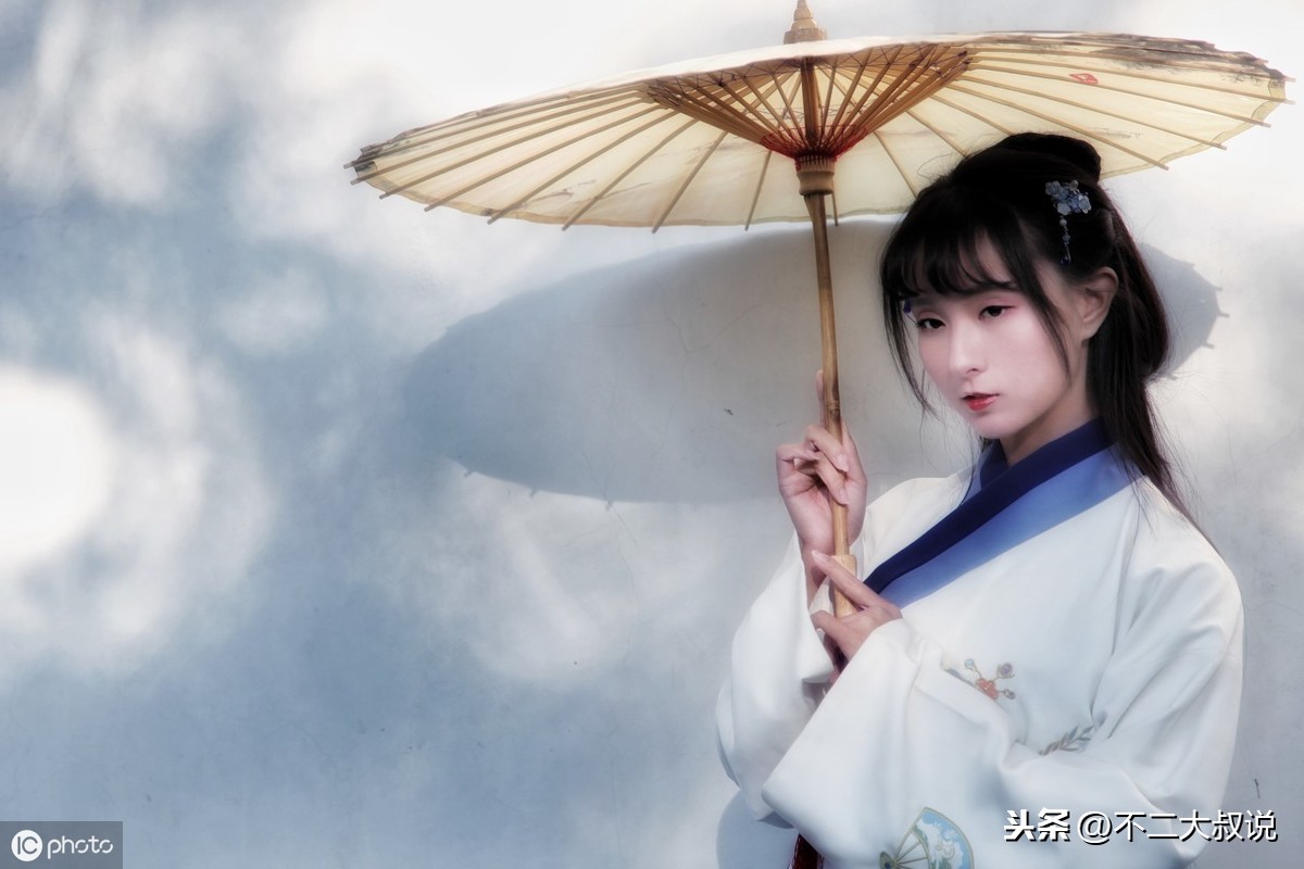古言小说里最虐心的句子（最值摘抄的60条虐心美句）