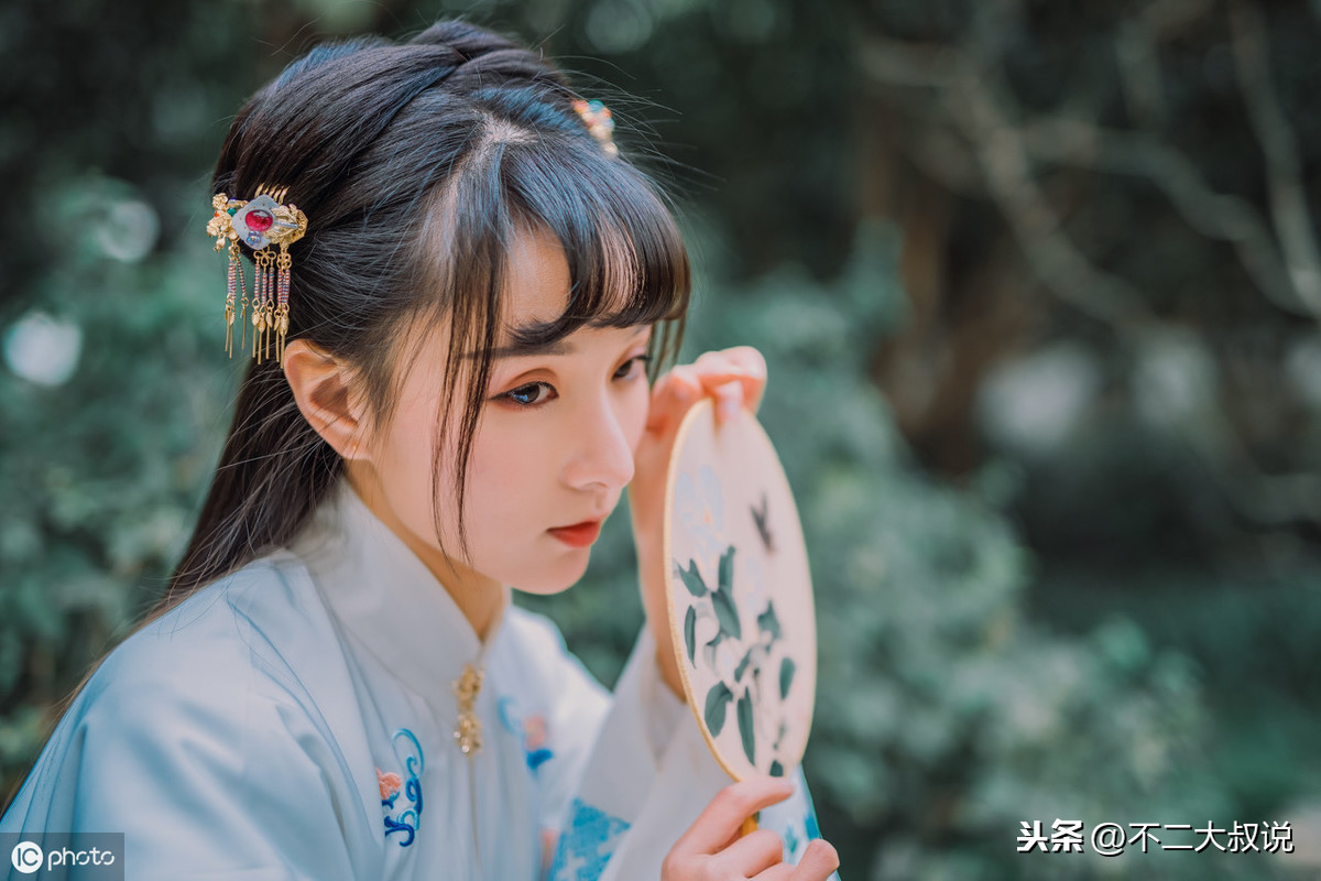 古言小说里最虐心的句子（最值摘抄的60条虐心美句）