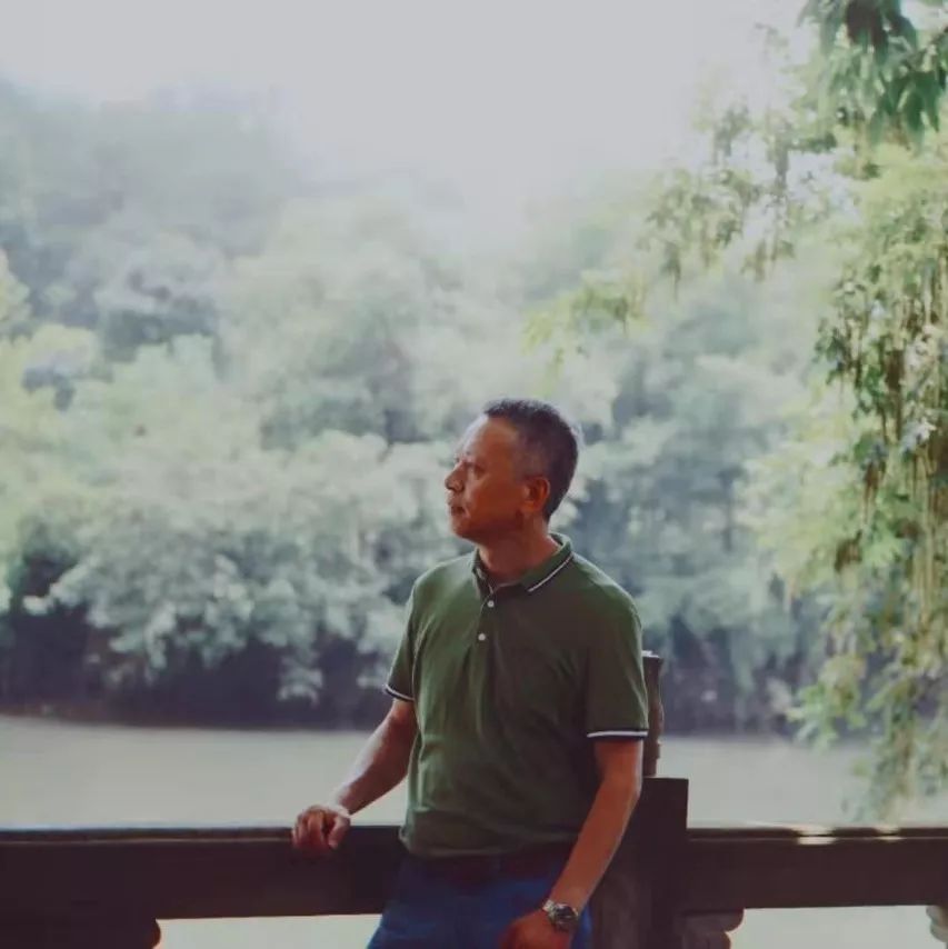 离别诗歌朗诵送别（关于欢送的诗歌朗诵）