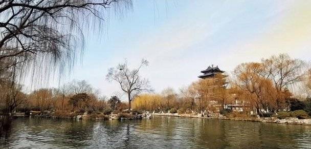 老舍济南的冬天原文（济南的冬天课文笔记）