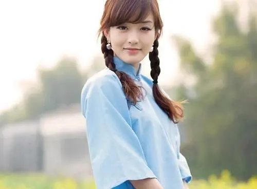 感觉很压抑看不到希望的句子（未来茫然伤感的心情说说）