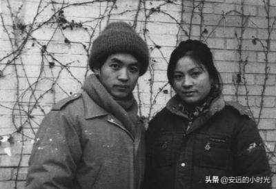 顾城爱情诗句经典（最能打动人的现代情诗）