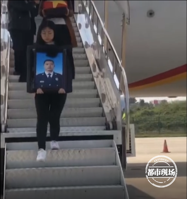 现代英雄事迹有哪些人物（平民英雄事迹的素材）