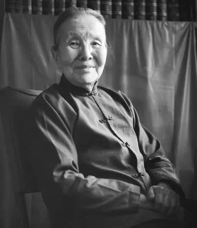 经典现代诗大全100首（免费分享这60首现代诗）
