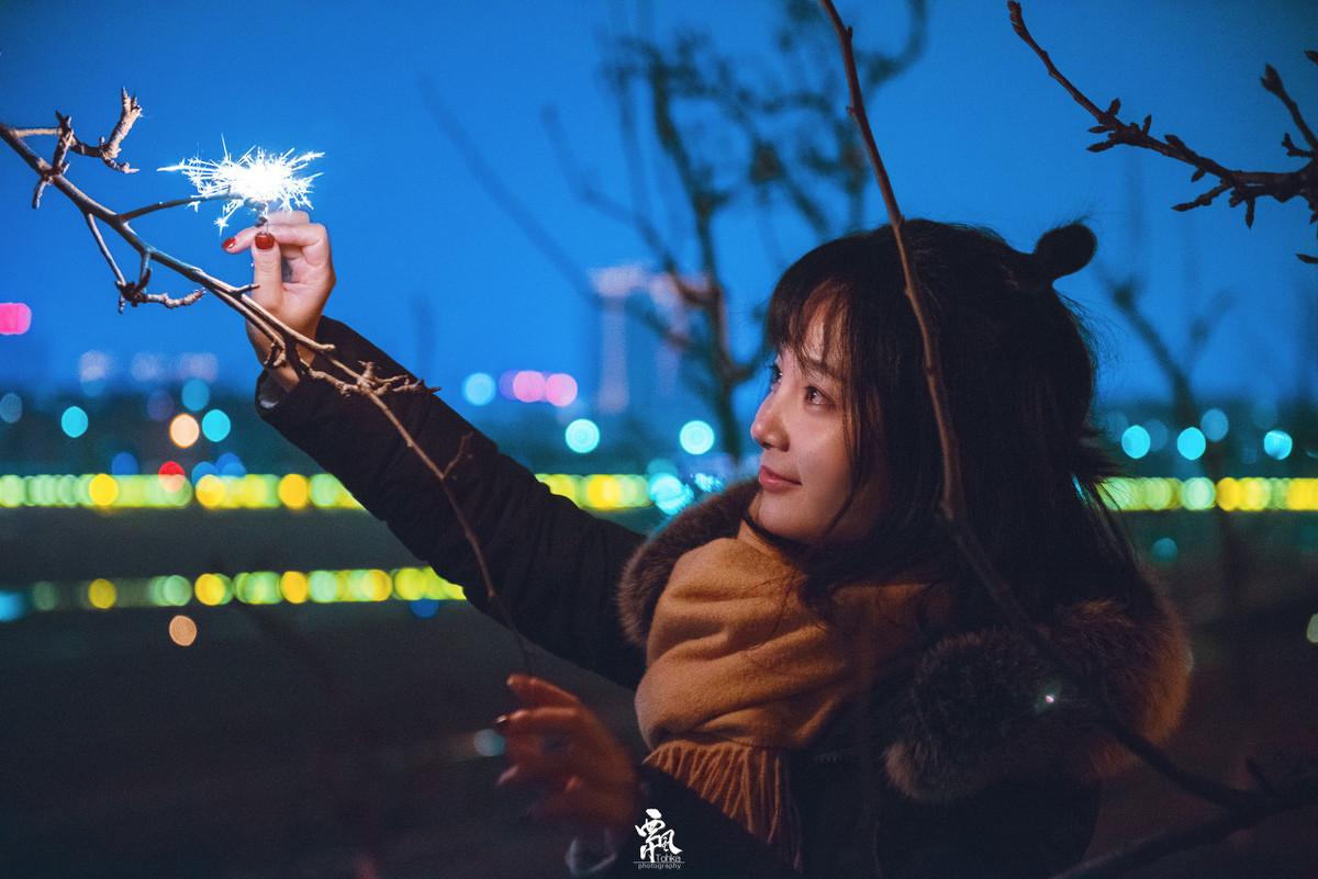 形容久别重逢的句子（相遇重逢的唯美心情说说）