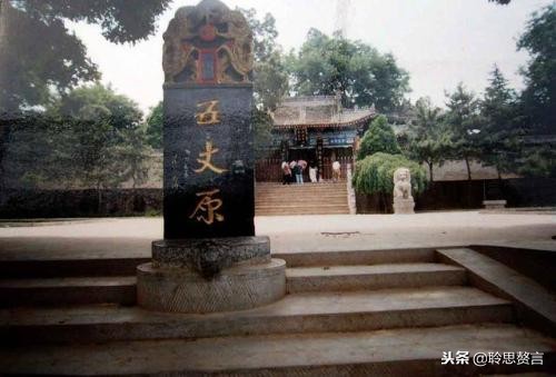 关于诸葛亮的诗句有哪些（赞美诸葛亮的古诗大全）
