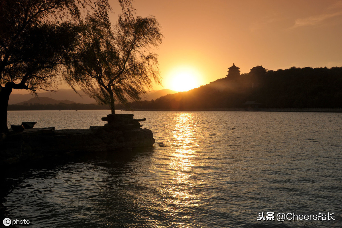王安石桂枝香原文翻译（桂枝香全文赏析及释义）