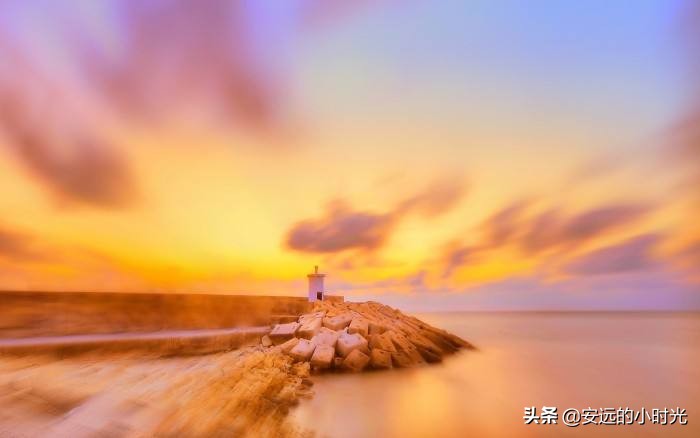 顾城爱情诗句经典（最能打动人的现代情诗）