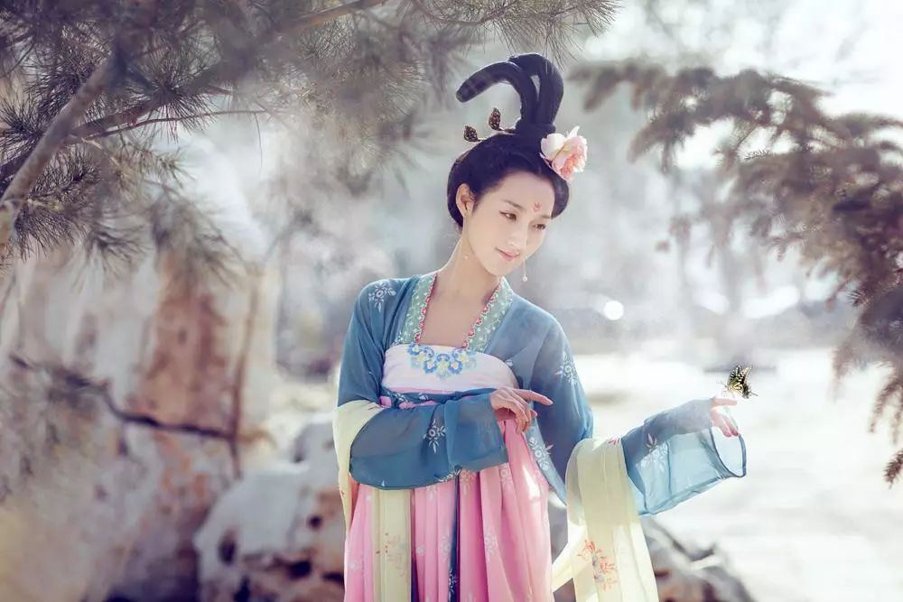 形容两人初见的美好句子（人生若只如初见唯美语录）