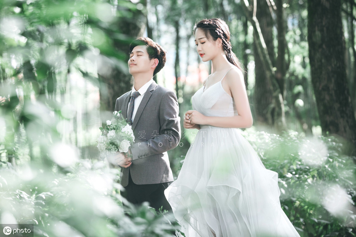 爱情散文集优美句子（简短爱情散文诗精选）