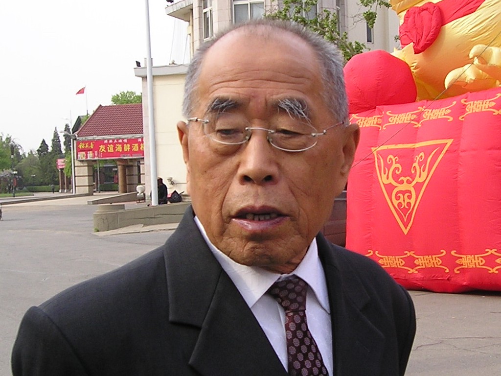 怀念父亲的诗（表达对父亲的思念之情的诗句）