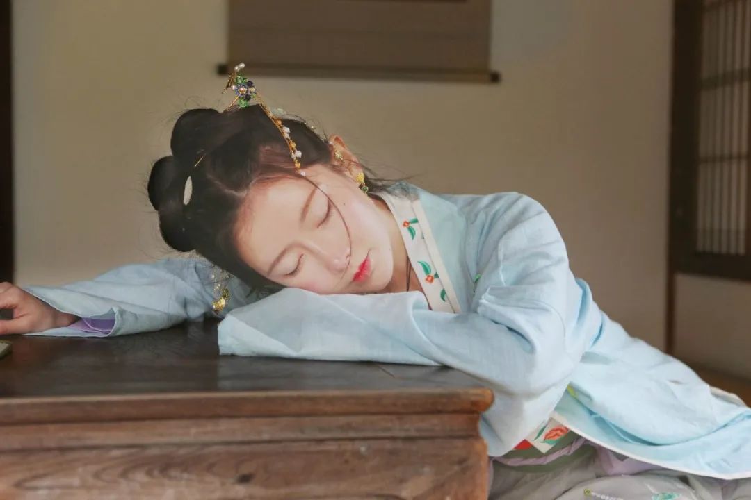 含蓄的表达思念的诗句（委婉地表达思念之情的古诗欣赏）
