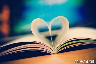 关于爱的经典英文语录（最值阅读的25句爱情名句）