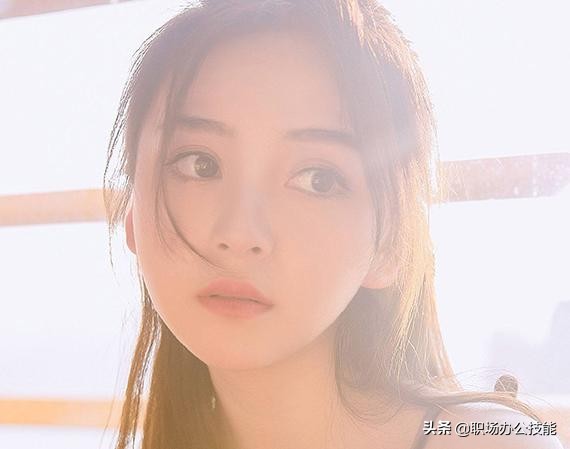 爱情适合发动态的句子（适合发朋友圈的唯美爱情语录）