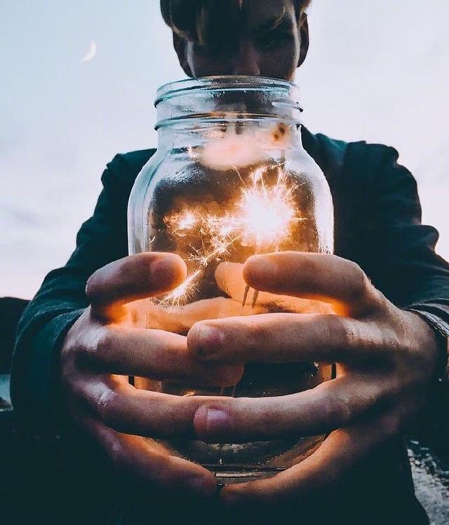 活着很累很压抑的说说（生活很压抑很烦的心情语录）