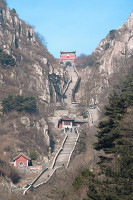 泰山的诗句有哪些（描写泰山的千古名句）