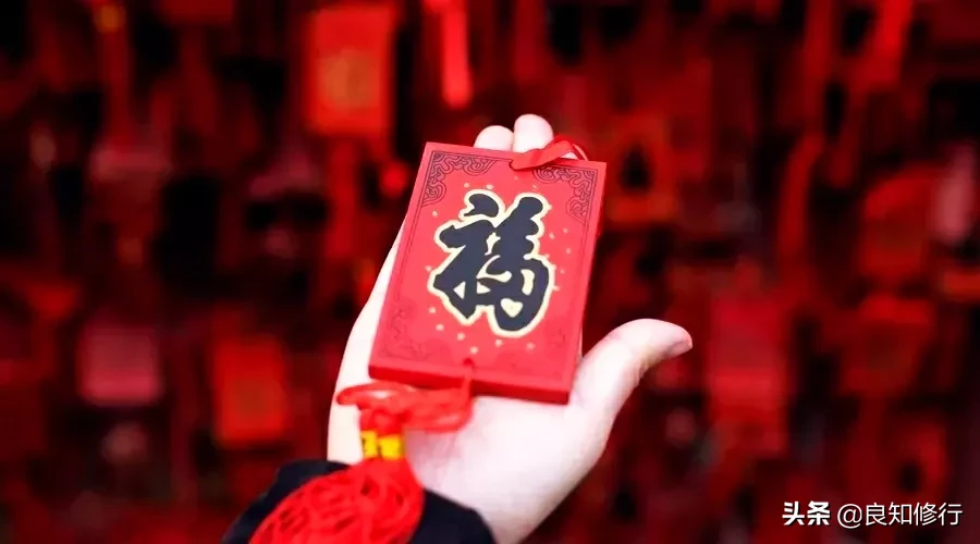 描写辞旧迎新的诗句（表达辞旧迎新的古诗句）