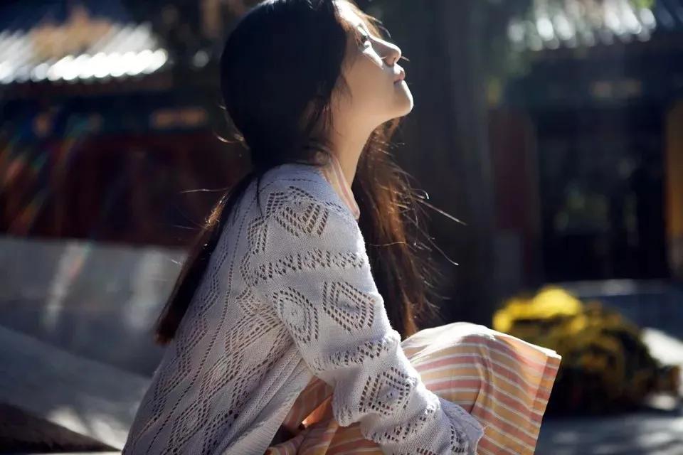 后悔的句子怎么写（伤感后悔的句子说说心情短语）