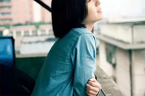 自尊心被伤的经典句子（失去自尊的伤感说说）