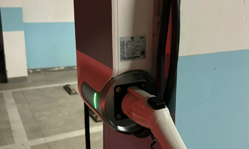 新能源充电桩行业上班怎么样-新能源充电桩行业前景如何2023
