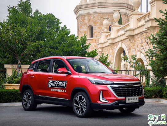 为什么汽车排气管有烧焦味道 汽车排气管为什么有汽油味