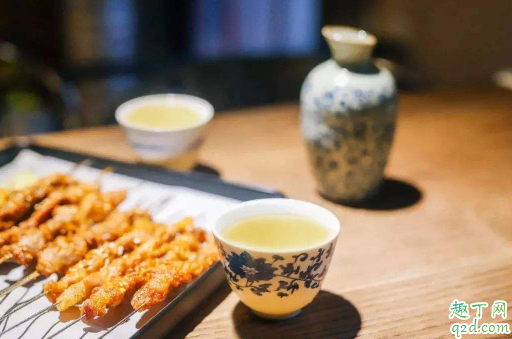 黄酒发酸怎么回事 黄酒变酸了怎样处理