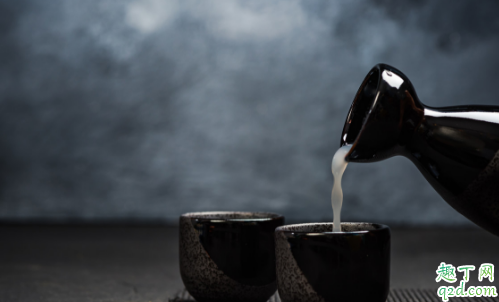 酿酒用什么酒曲最好 米酒酒曲放多了有啥影响
