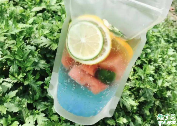 以果汁代替水好吗 血糖高可以喝自己榨的果汁吗