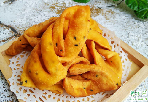 炸麻叶芝麻需要炒熟吗 炸麻叶用芝麻是生的还是炒的