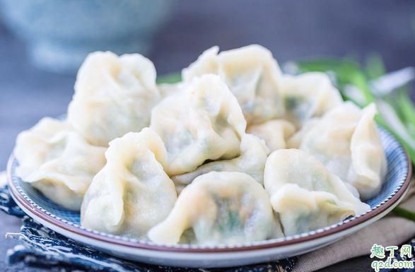 萝卜做饺子馅焯水好还是腌一下好 萝卜做馅焯水好还是盐揉好