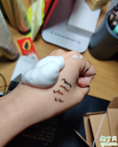 ilab氨基酸洗面奶适合20岁女生吗 ilab洗面奶适合干性皮肤的人吗