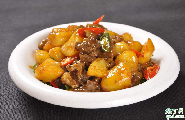 土豆炖牛肉用熟牛肉还是生牛肉 土豆炖牛肉用什么部位的牛肉好