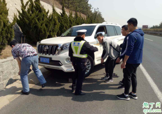 高速发生爆胎怎么处理 高速行驶怎么防止爆胎