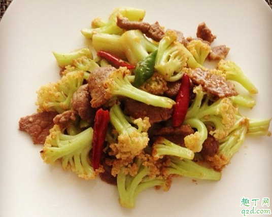 花菜炒肉用什么肉比较好 炒花菜的肉肥一点好还是瘦一点好