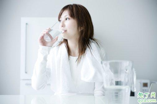 糖尿病人多喝水好还是少喝水好 糖尿病人一天喝多少水合适