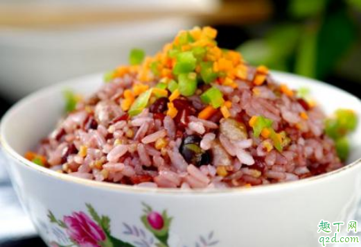 热米饭拌什么味道好 什么菜拌米饭好吃